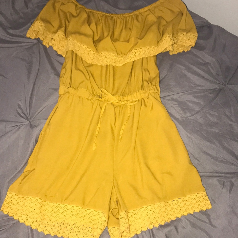 Stylehouse mustard off the shoulder romper